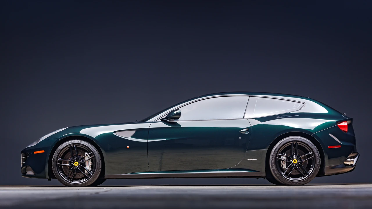 2014 Ferrari FF - Image 30 of 31
