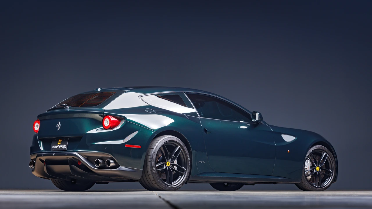 2014 Ferrari FF - Image 18 of 31