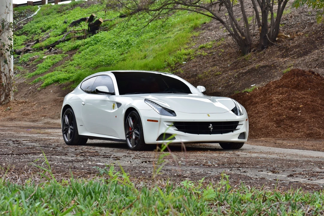 2014 Ferrari FF - Image 19 of 31