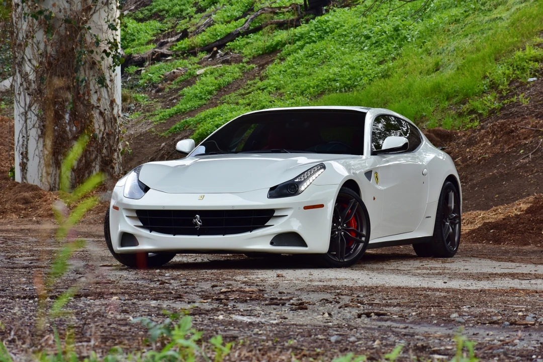 2014 Ferrari FF - Image 6 of 31