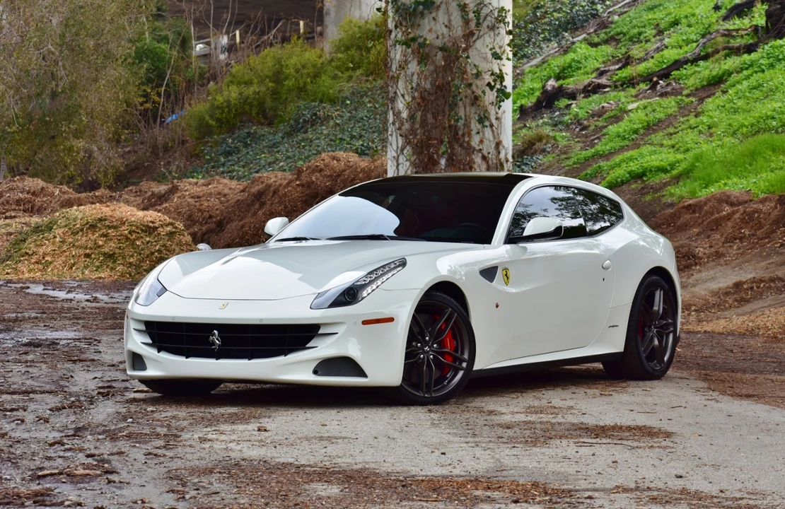 2014 Ferrari FF - Image 7 of 31