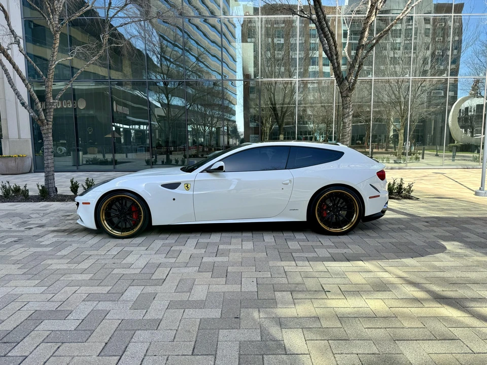 2014 Ferrari FF - Image 24 of 31