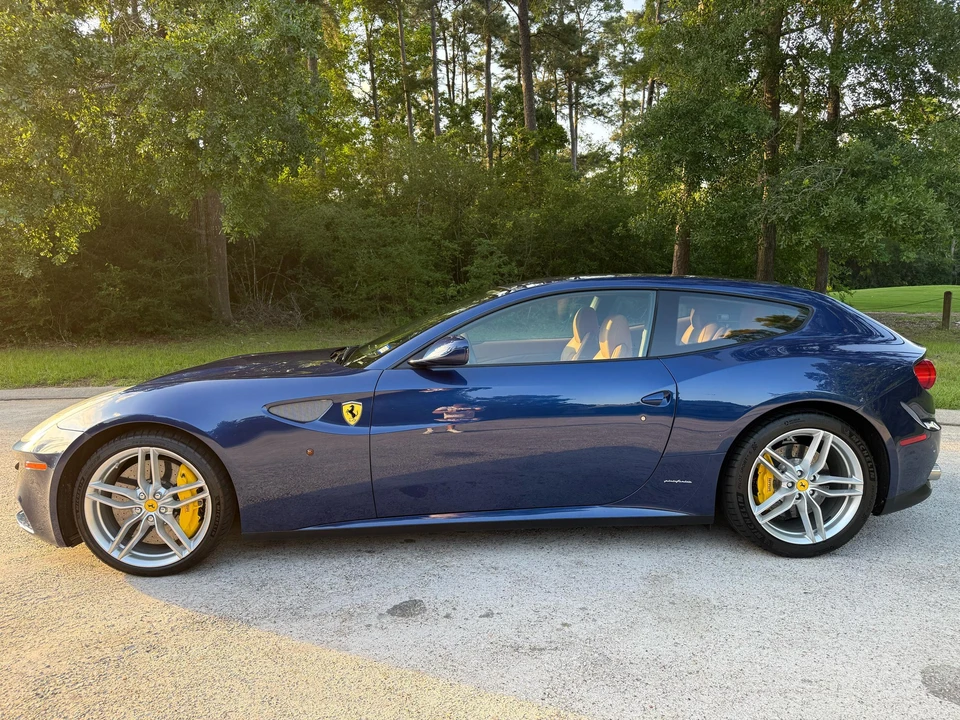 2014 Ferrari FF - Image 7 of 31