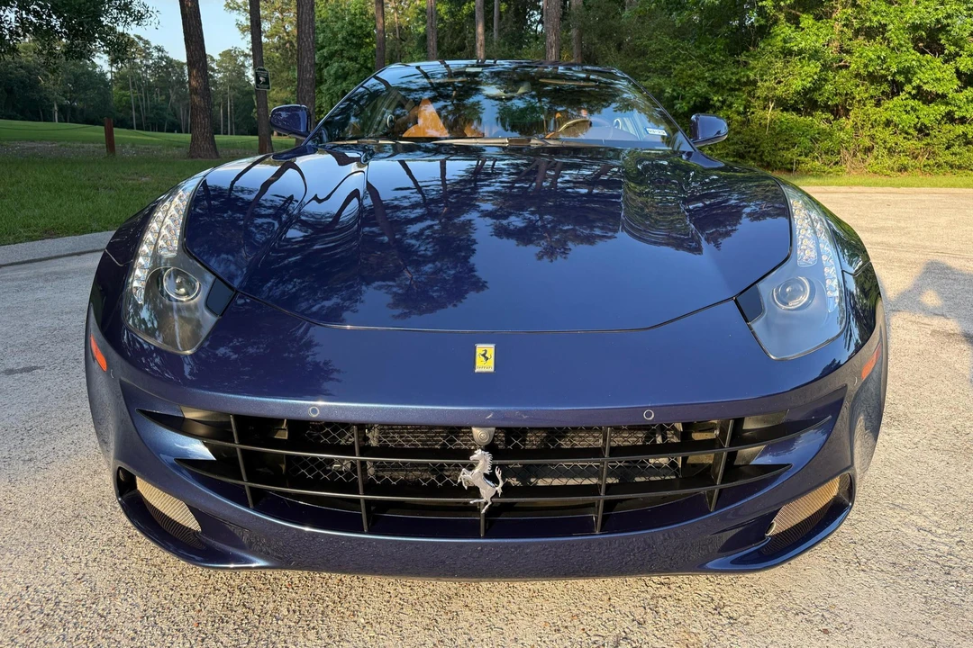 2014 Ferrari FF - Image 2 of 31