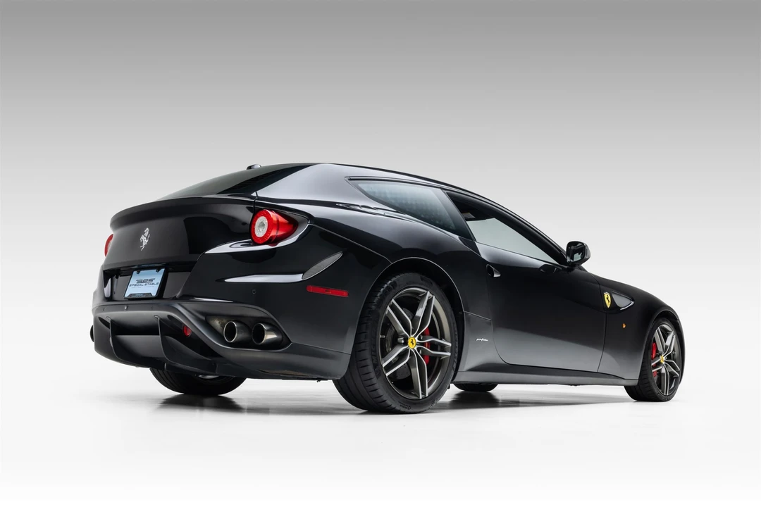 2014 Ferrari FF - Image 17 of 31