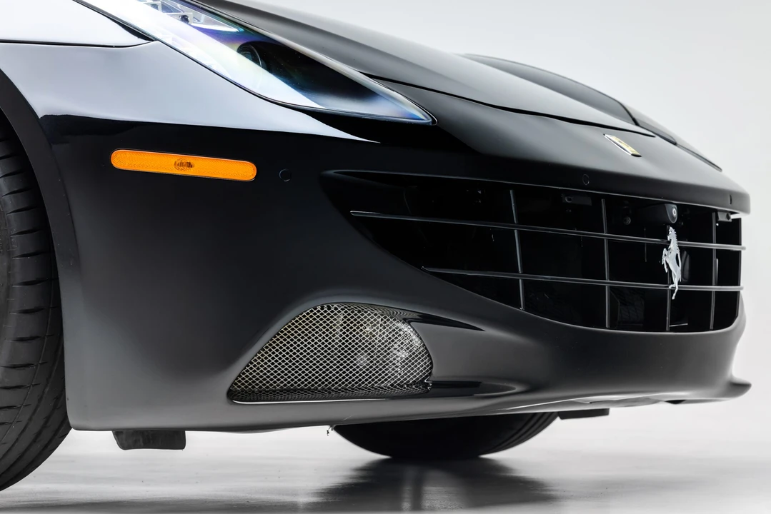 2014 Ferrari FF - Image 22 of 31