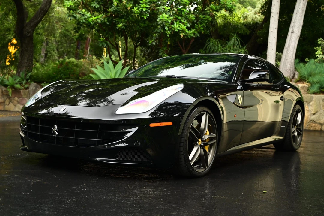 2014 Ferrari FF - Image 4 of 31