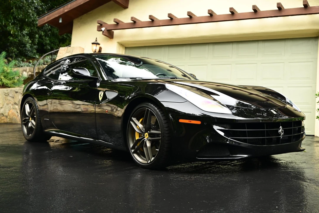 2014 Ferrari FF - Image 2 of 31