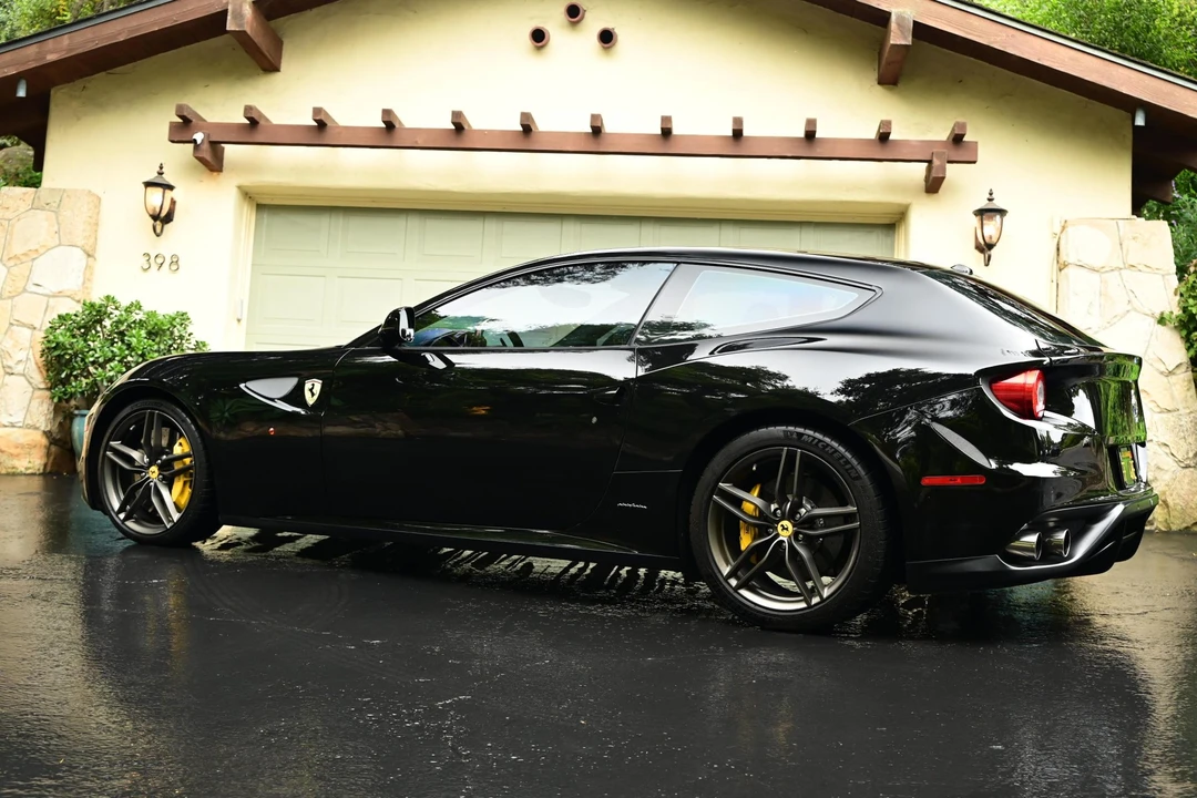 2014 Ferrari FF - Image 7 of 31