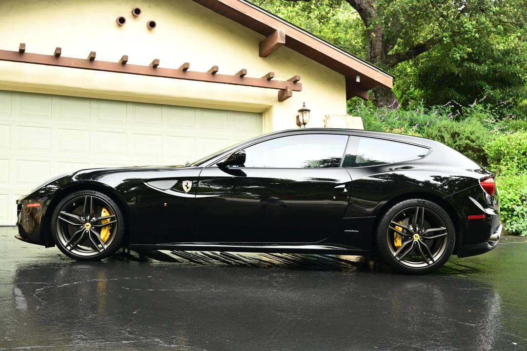 2014 Ferrari FF - Image 6 of 31