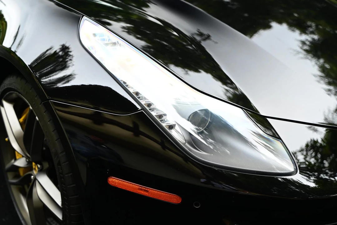 2014 Ferrari FF - Image 12 of 31