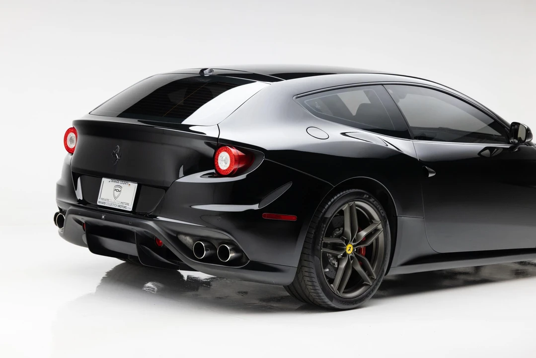 2014 Ferrari FF - Image 14 of 31