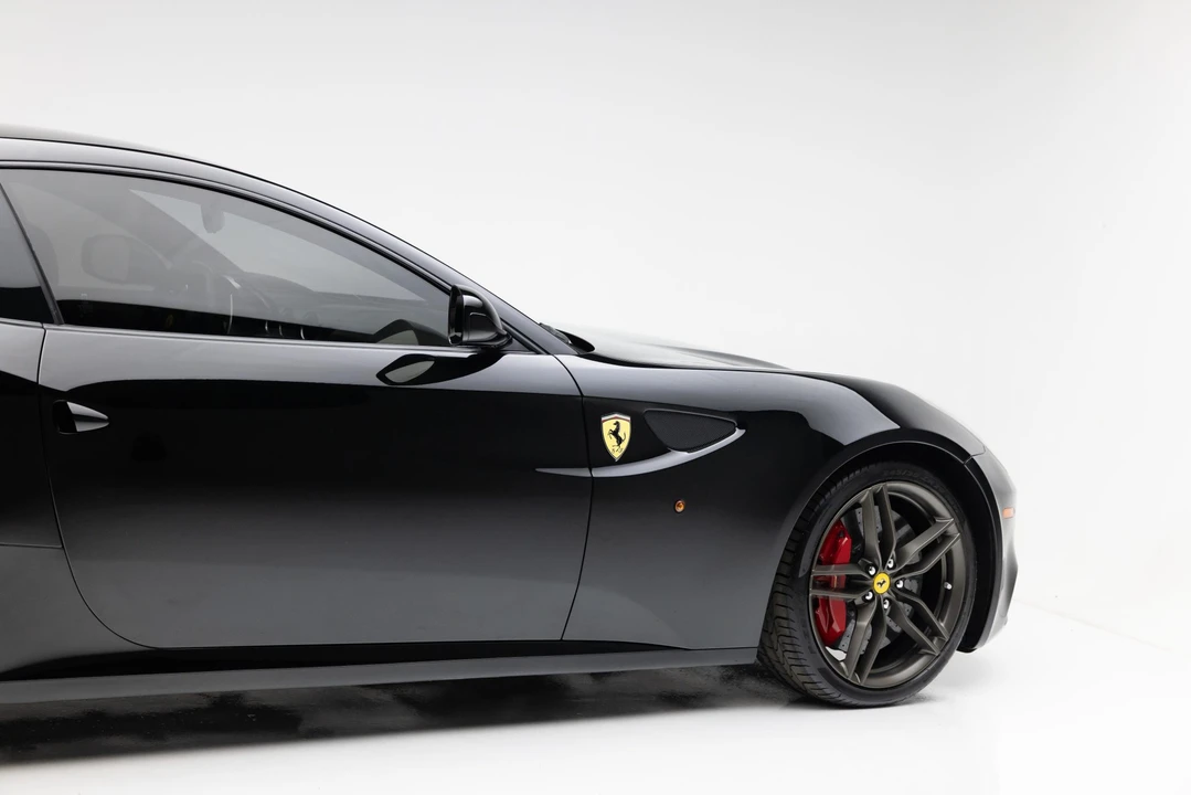 2014 Ferrari FF - Image 19 of 31