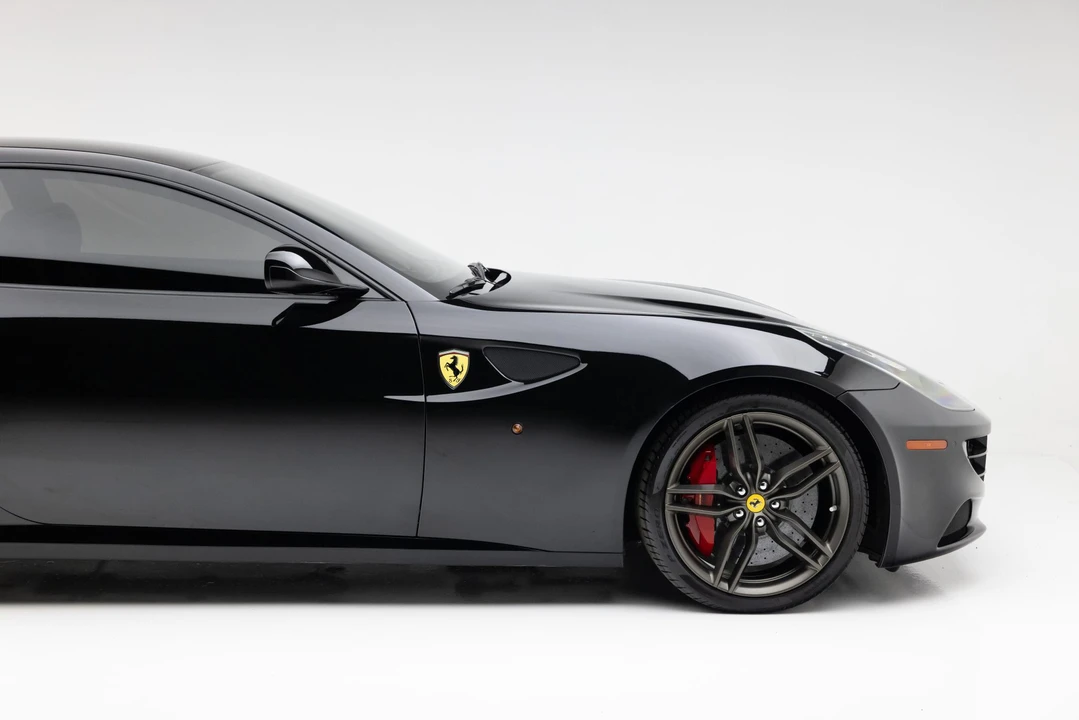 2014 Ferrari FF - Image 21 of 31