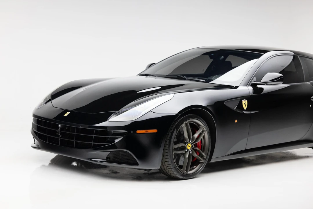 2014 Ferrari FF - Image 12 of 31