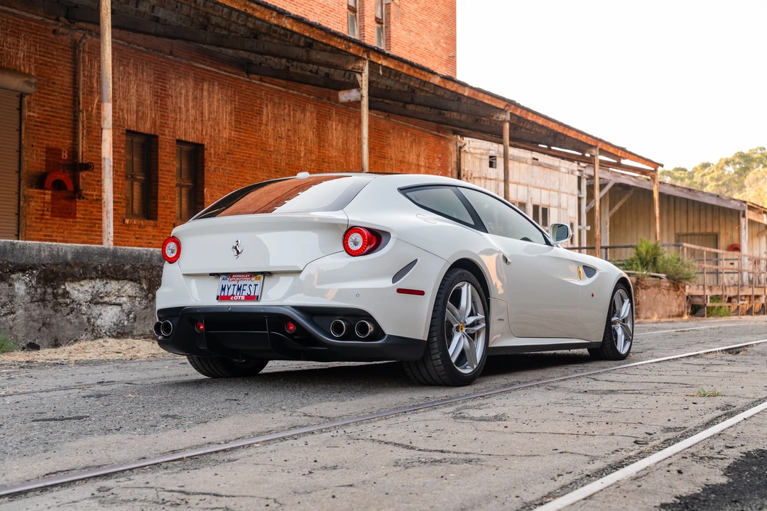 2014 Ferrari FF - Image 13 of 31