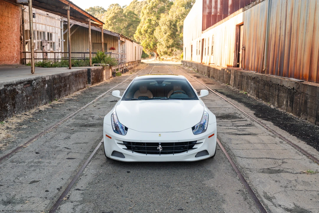 2014 Ferrari FF - Image 4 of 31