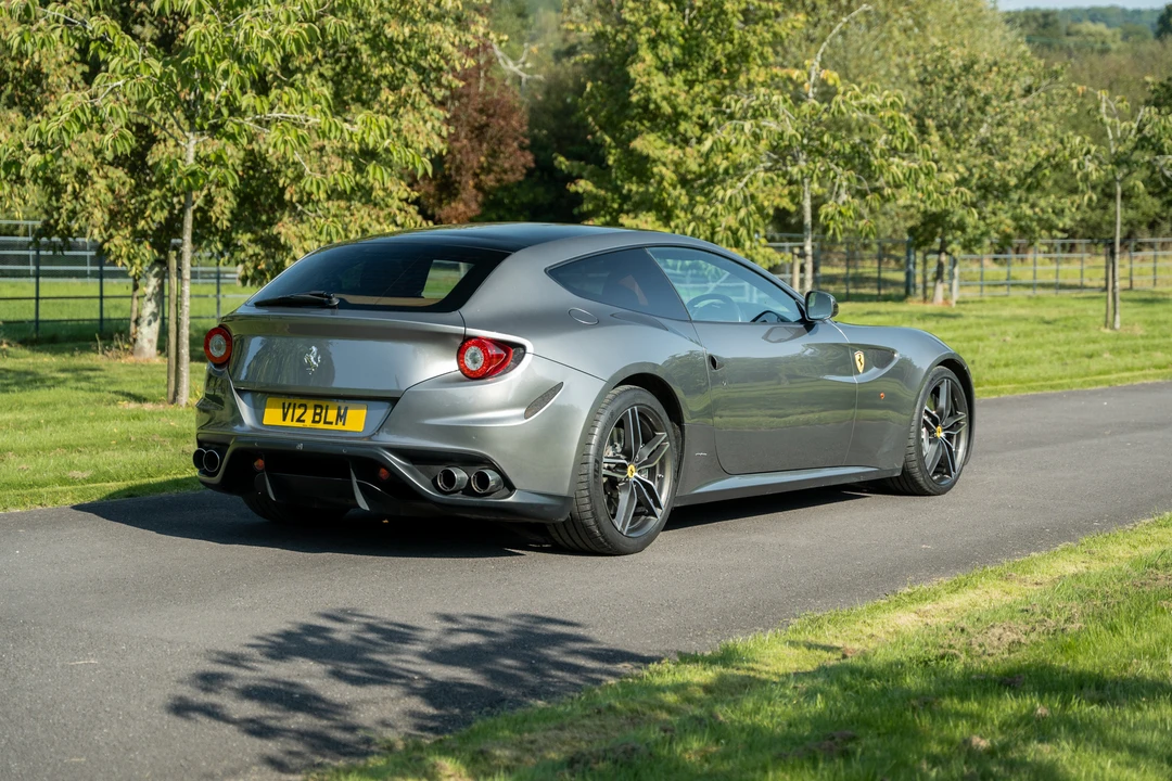 2014 Ferrari FF - Image 8 of 31