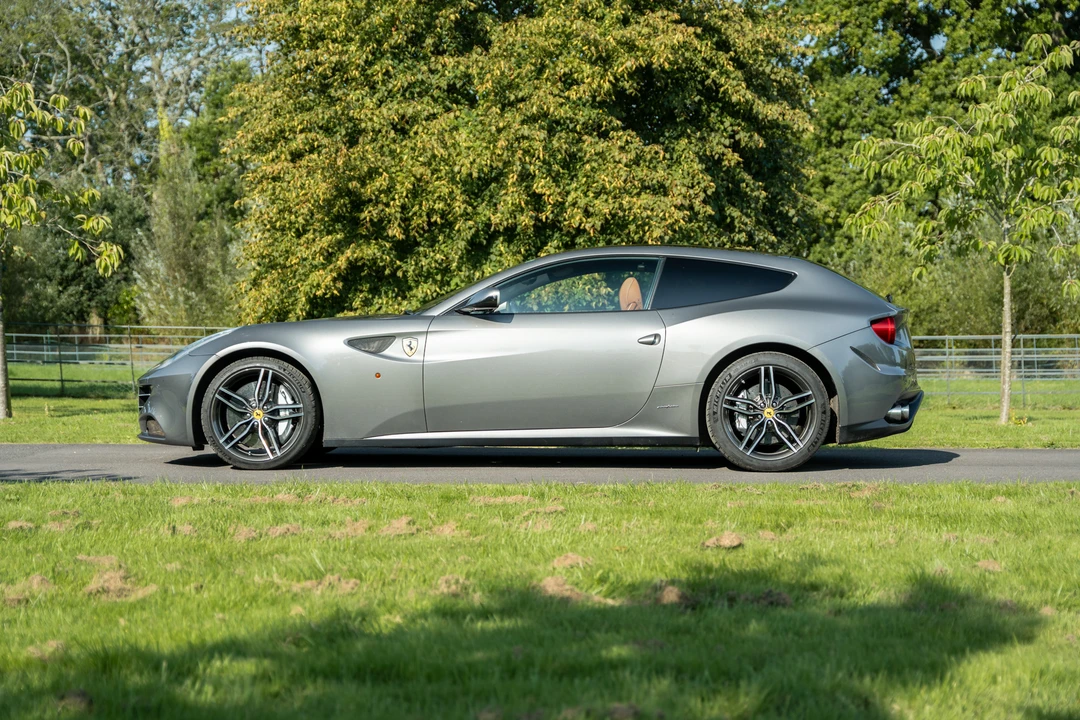 2014 Ferrari FF - Image 5 of 31