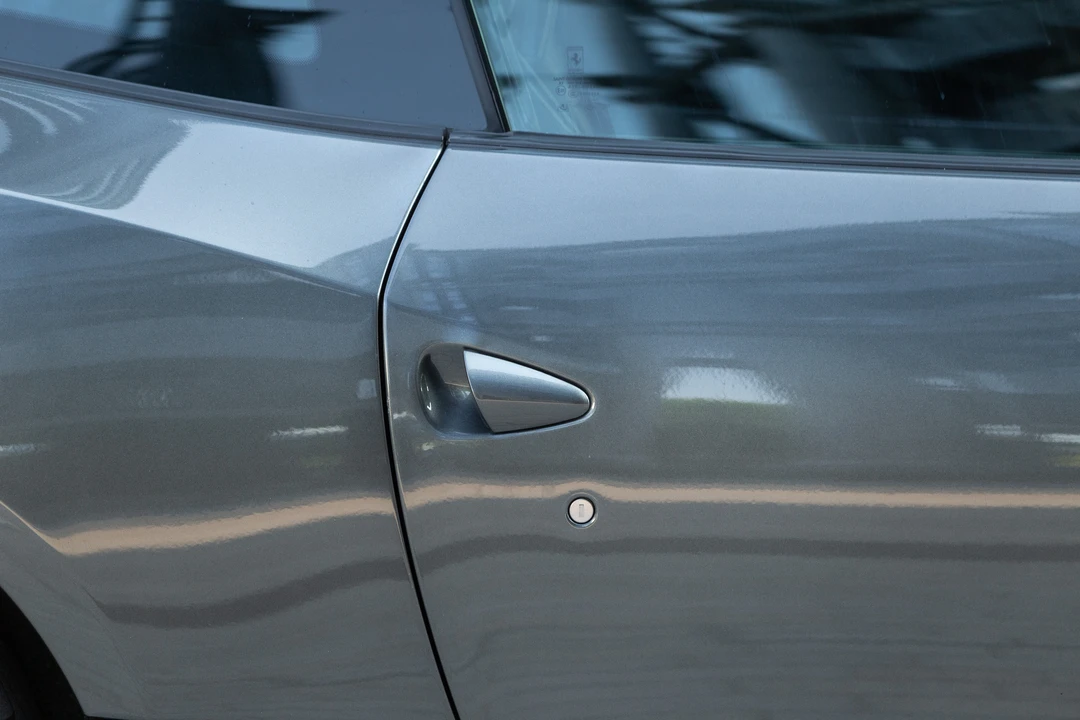 2014 Ferrari FF - Image 13 of 31
