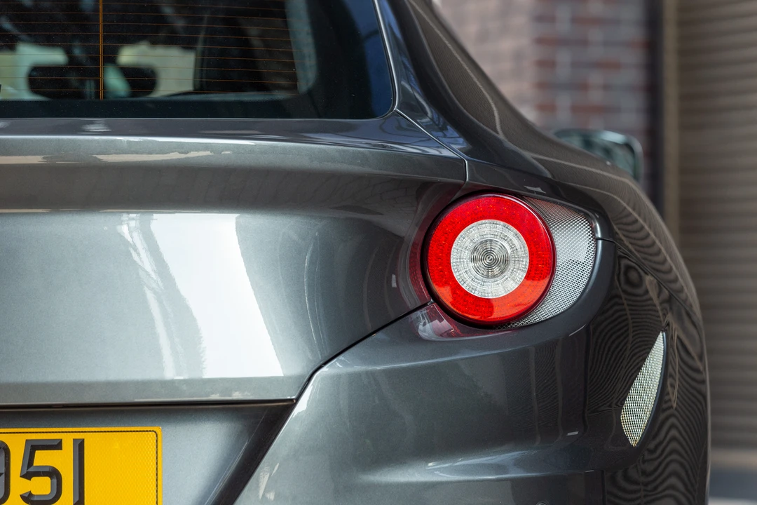 2014 Ferrari FF - Image 29 of 31