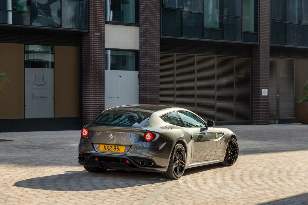 2014 Ferrari FF - Image 5 of 31