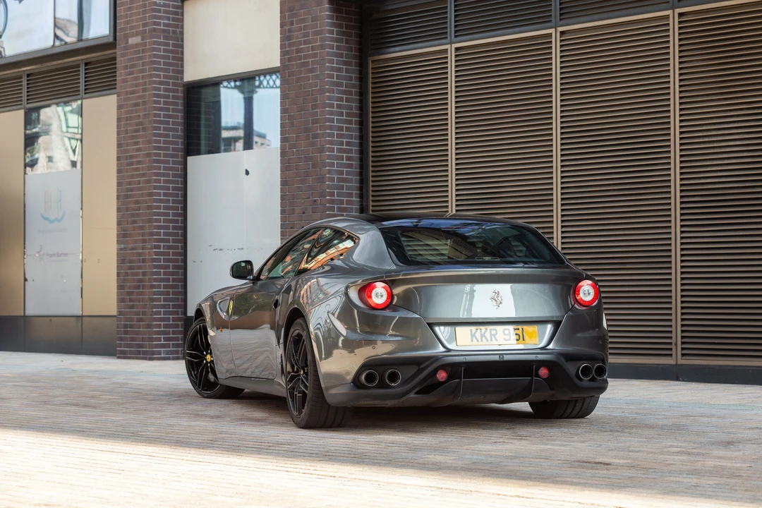 2014 Ferrari FF - Image 7 of 31