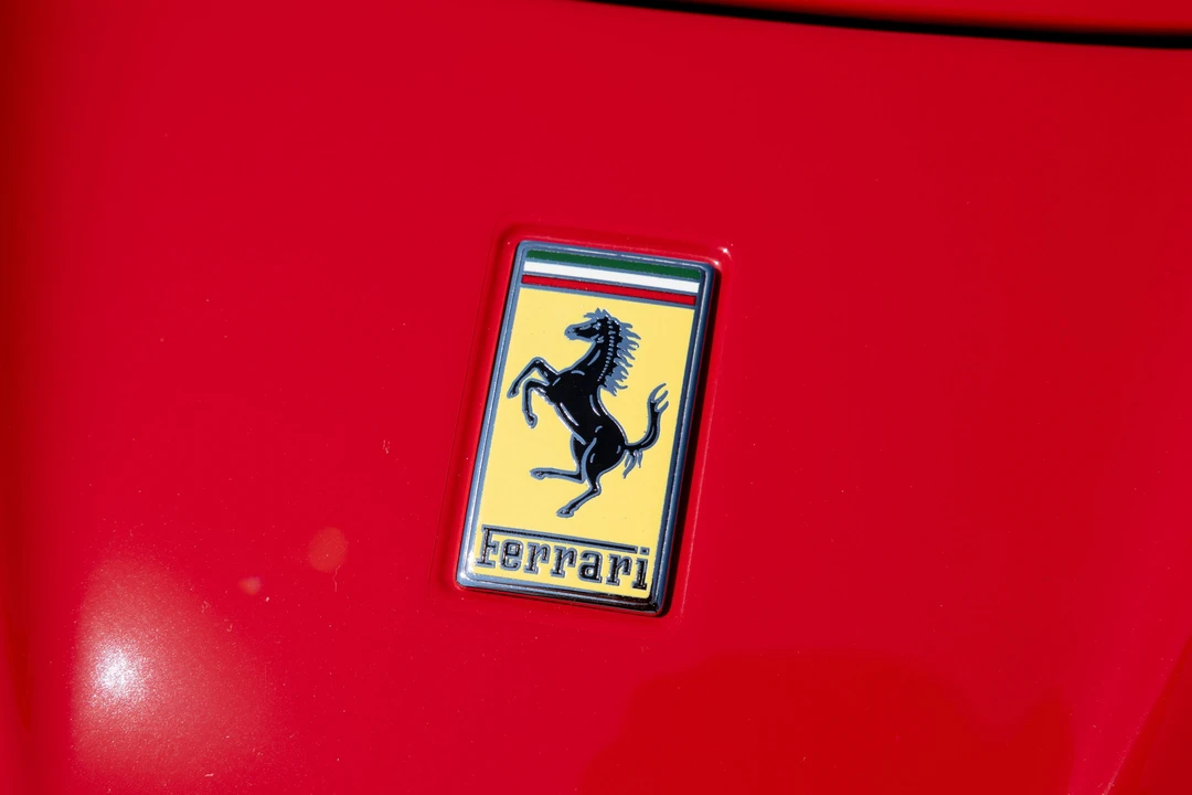 2014 Ferrari LaFerrari - Image 2 of 31
