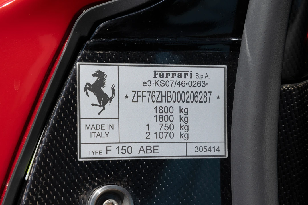 2014 Ferrari LaFerrari - Image 31 of 31