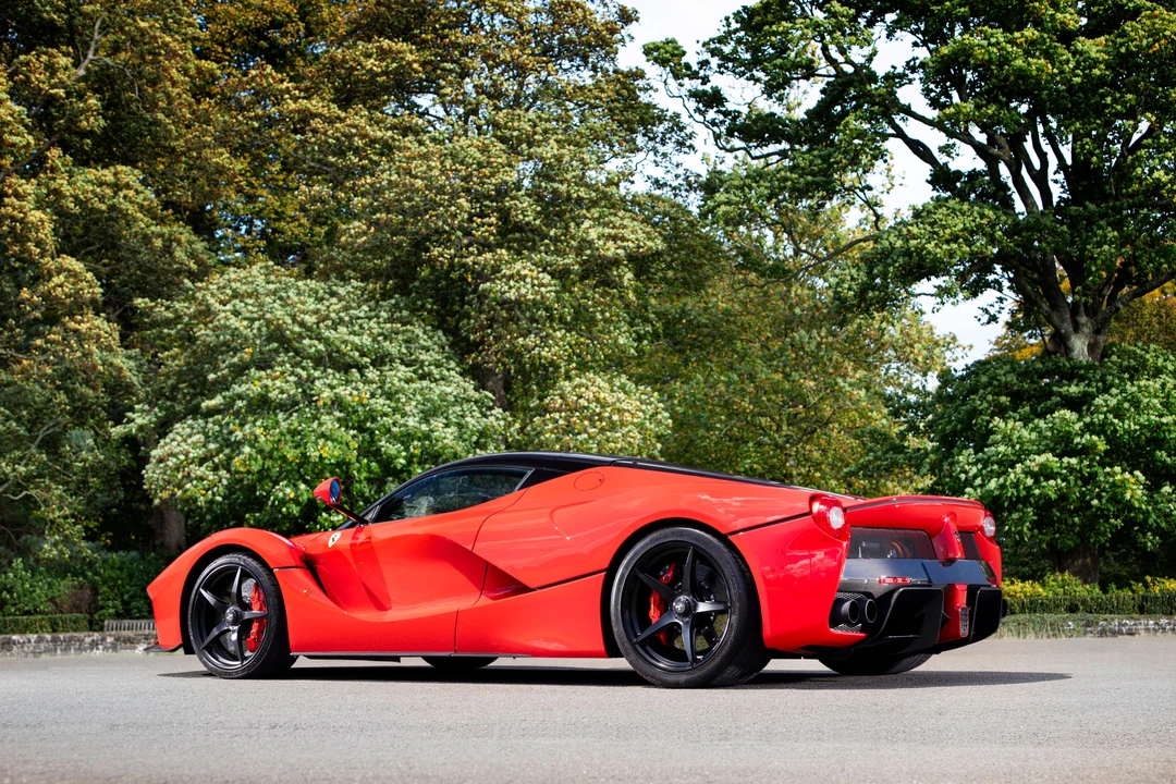 2014 Ferrari LaFerrari - Image 10 of 31