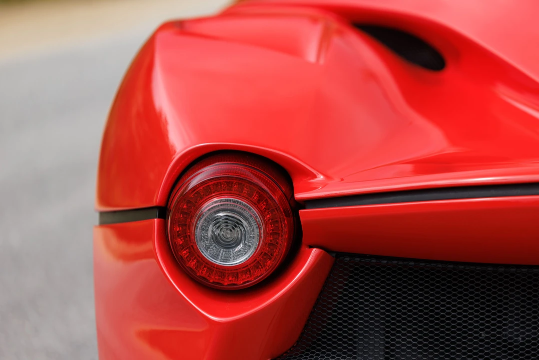 2014 Ferrari LaFerrari - Image 22 of 26