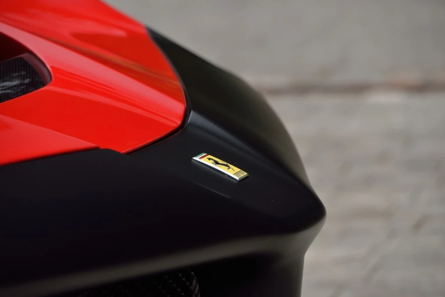 2014 Ferrari LaFerrari - Image 10 of 31
