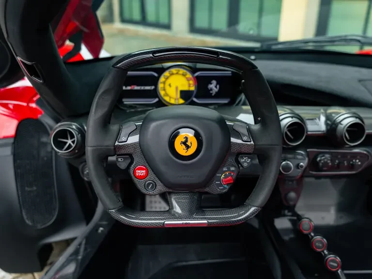 2014 Ferrari LaFerrari - Image 14 of 31
