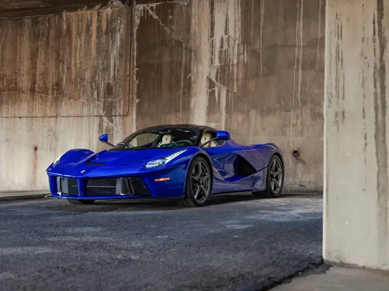 2014 Ferrari LaFerrari - Image 2 of 31