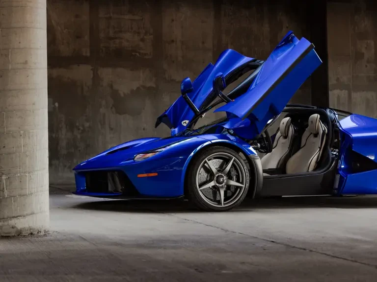 2014 Ferrari LaFerrari - Image 28 of 31