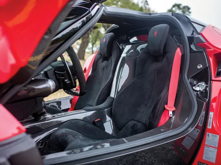 2014 Ferrari LaFerrari - Image 28 of 31
