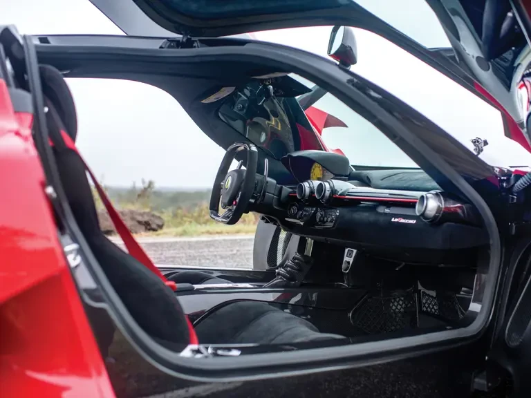 2014 Ferrari LaFerrari - Image 30 of 31