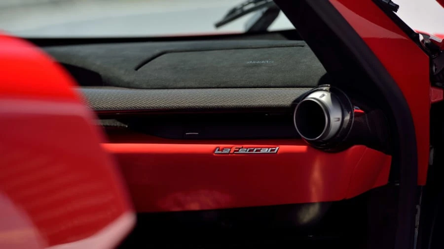 2014 Ferrari LaFerrari - Image 15 of 20