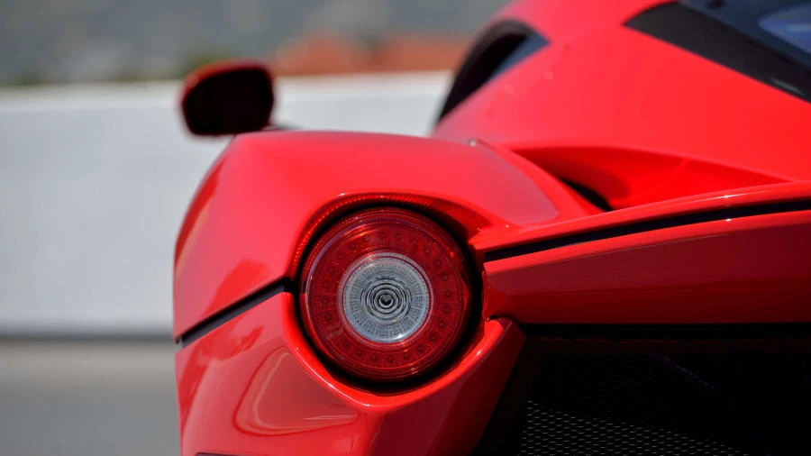 2014 Ferrari LaFerrari - Image 17 of 20