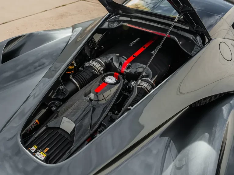 2014 Ferrari LaFerrari - Image 4 of 31