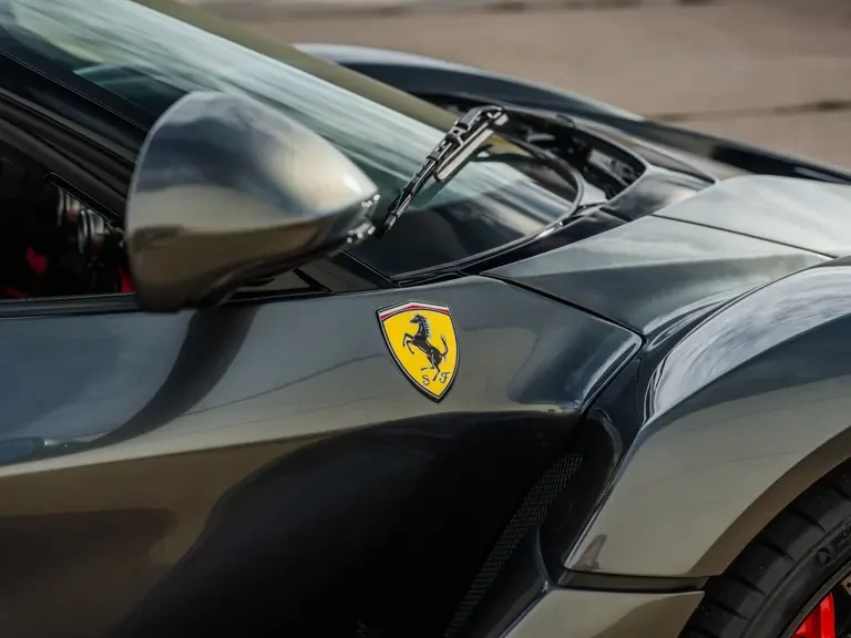 2014 Ferrari LaFerrari - Image 12 of 31
