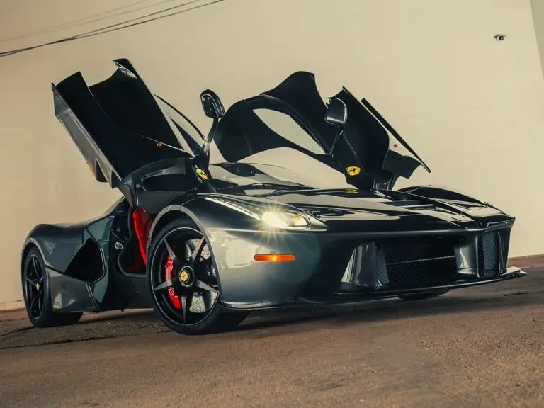 2014 Ferrari LaFerrari - Image 8 of 31