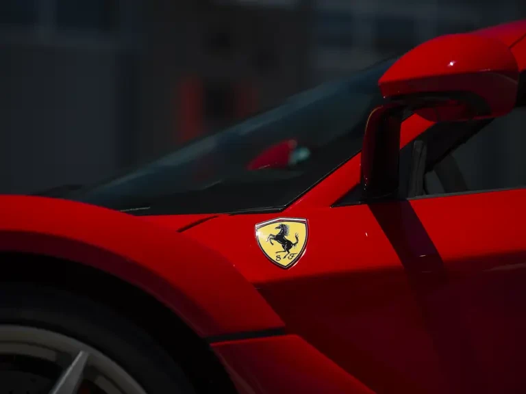 2014 Ferrari LaFerrari - Image 26 of 31