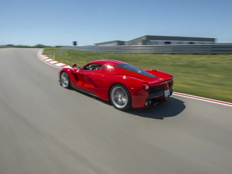 2014 Ferrari LaFerrari - Image 12 of 31