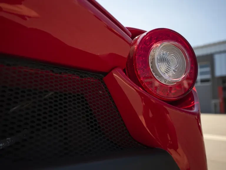 2014 Ferrari LaFerrari - Image 22 of 31