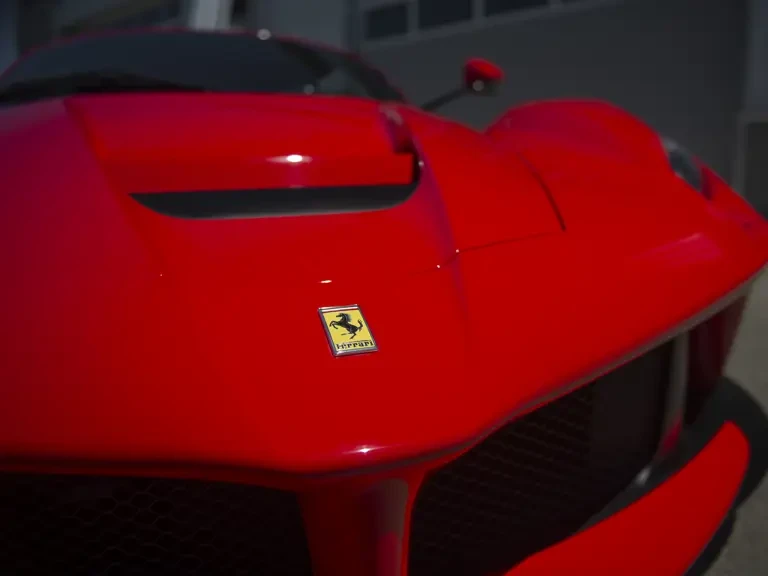 2014 Ferrari LaFerrari - Image 15 of 31