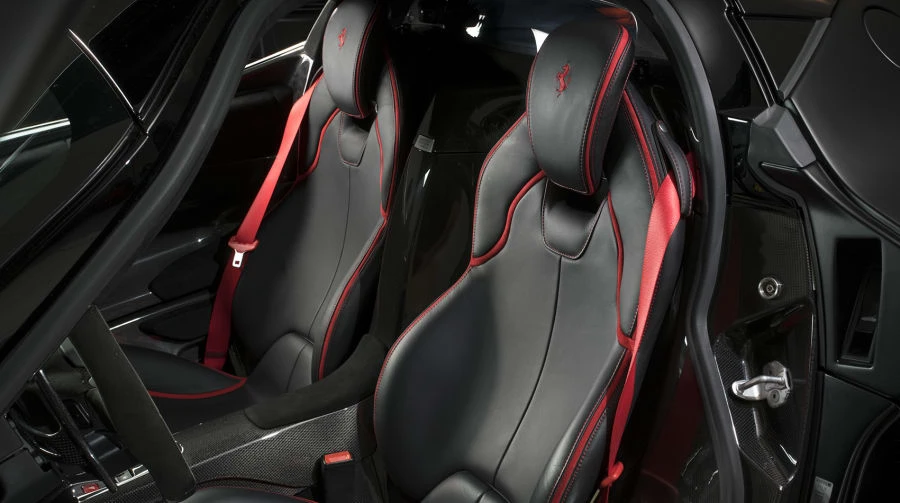 2014 Ferrari LaFerrari - Image 6 of 12