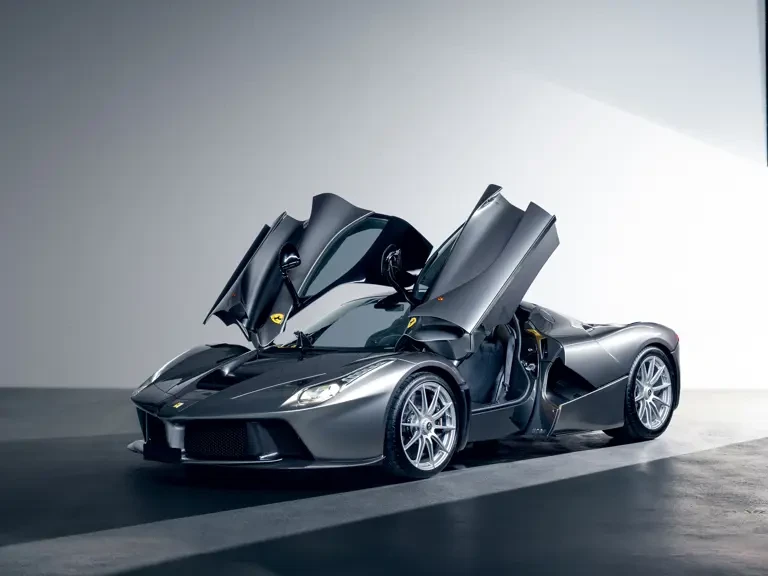 2014 Ferrari LaFerrari - Image 10 of 31