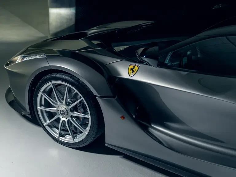 2014 Ferrari LaFerrari - Image 23 of 31