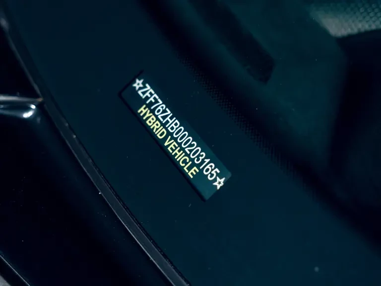 2014 Ferrari LaFerrari - Image 28 of 31